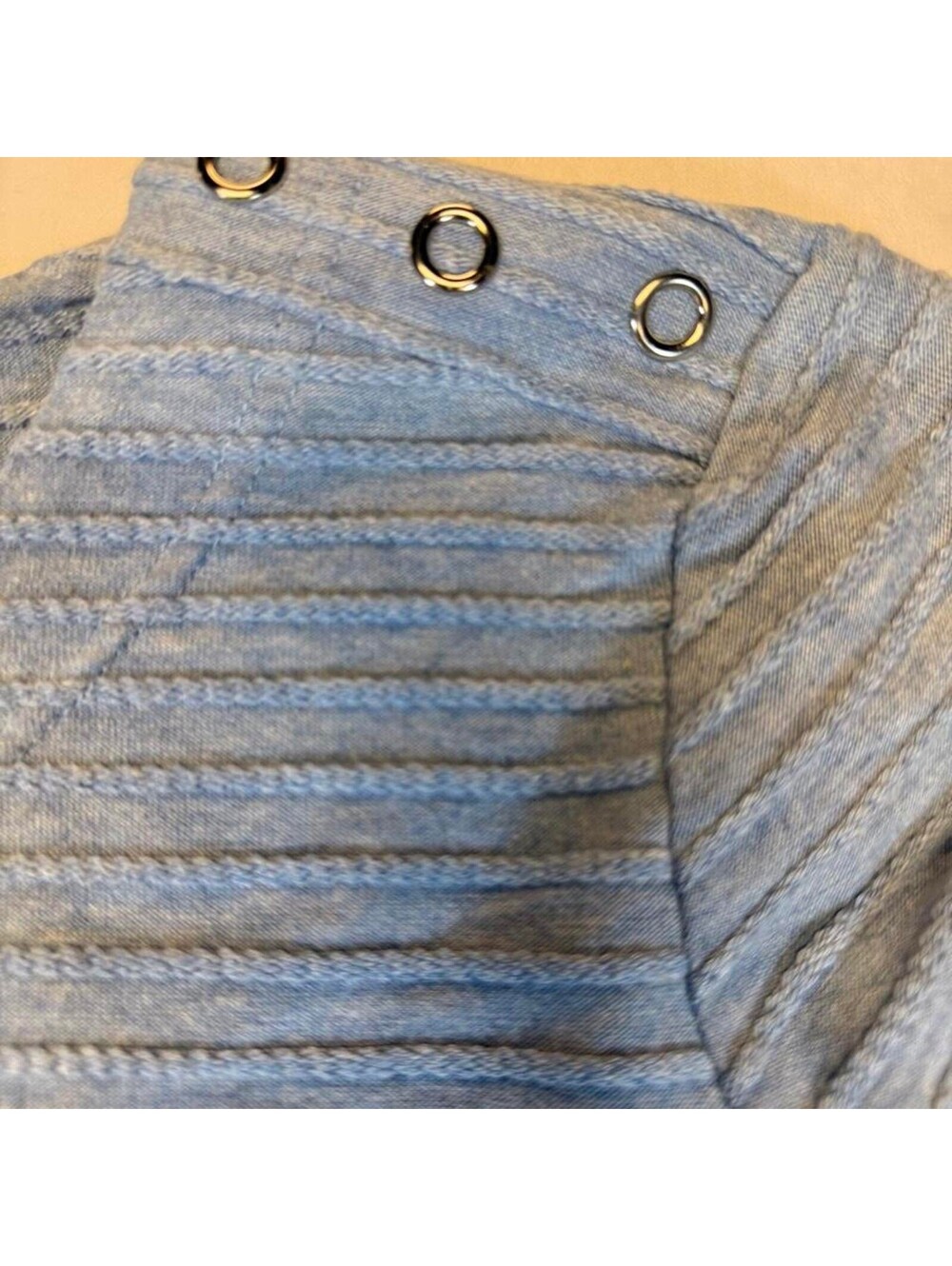Alfred Dunner Blue Ribbed Knit Top with Grommet Details Size M